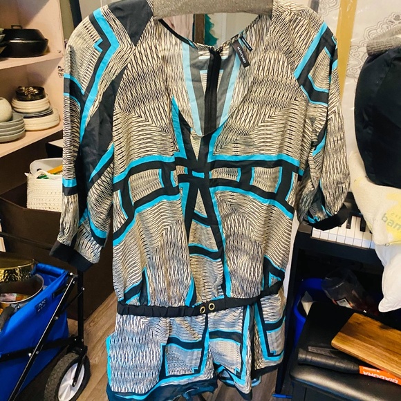 Guess By Marciano Romper - Picture 1 of 3